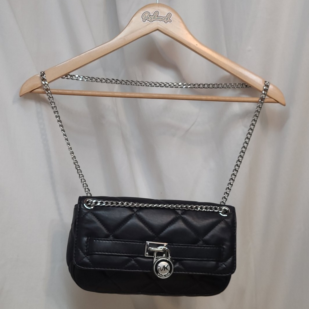 MICHEAL KHORS quilted chain leather shoulder bag